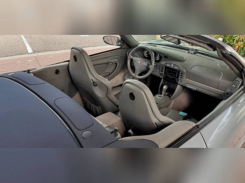 2004 Porsche 911