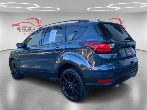 2019 Ford Escape SE