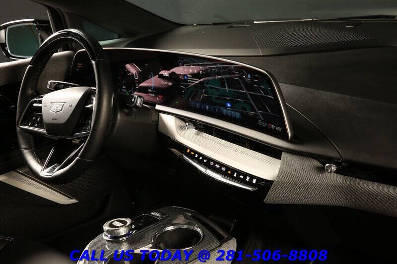 2025 Cadillac OPTIQ Sport 1
