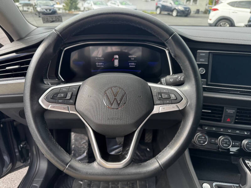 2024 Volkswagen Jetta SE