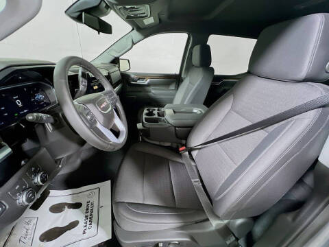 2026 GMC Sierra 1500 Elevation Standard