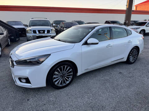 2017 Kia Cadenza Premium