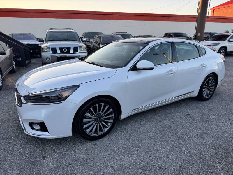 2017 Kia Cadenza Premium