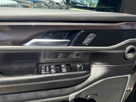 2023 Jeep Wagoneer