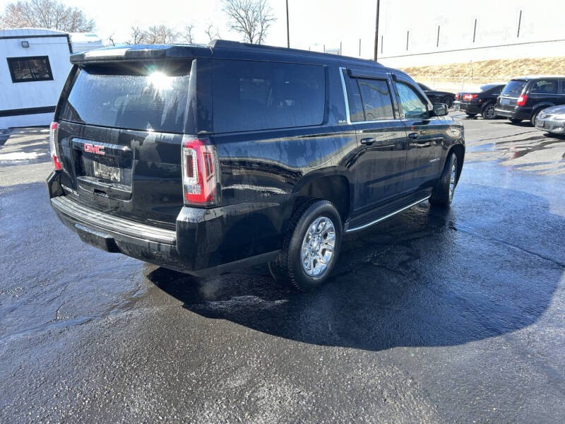 2017 GMC Yukon XL SLE