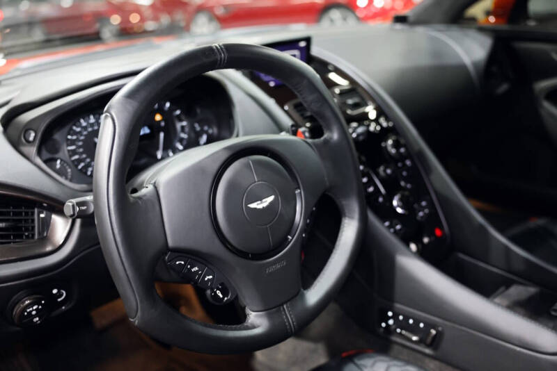2014 Aston Martin Vanquish
