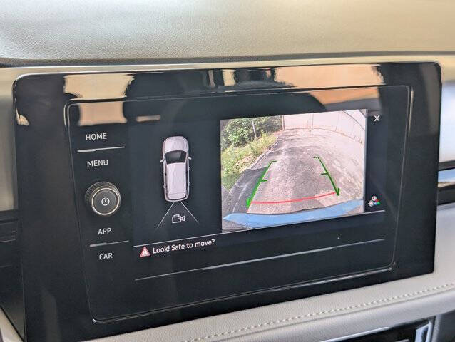 2025 Volkswagen Taos S