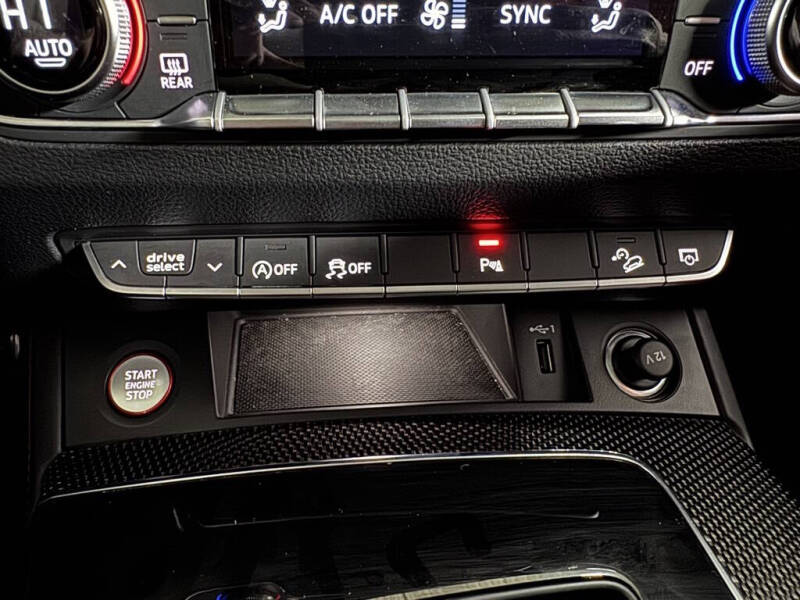 2023 Audi SQ5 Sportback 3.0T quattro Premium Plus