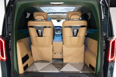 2022 Mercedes-Benz Metris Passenger