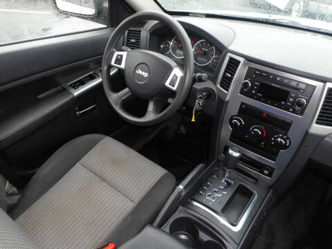 2009 Jeep Grand Cherokee Laredo
