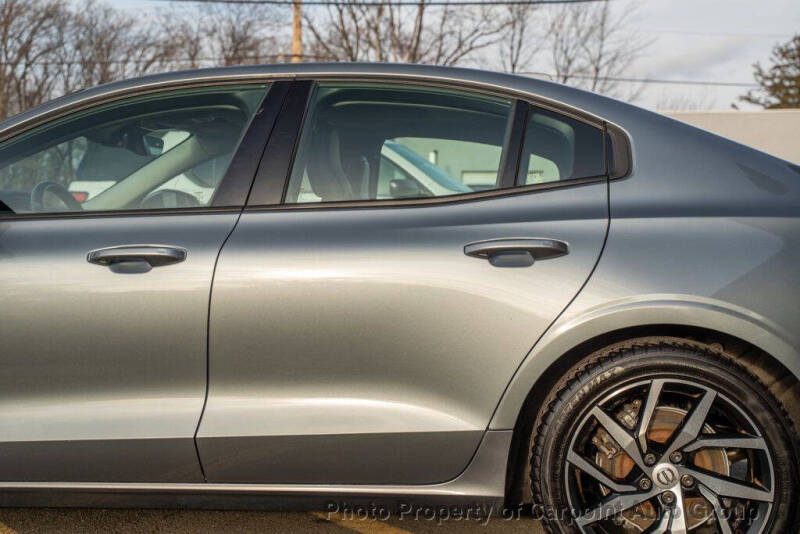 2020 Volvo S60 T5 Momentum