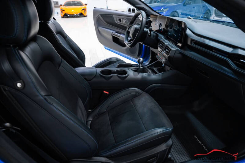 2024 Ford Mustang Dark Horse