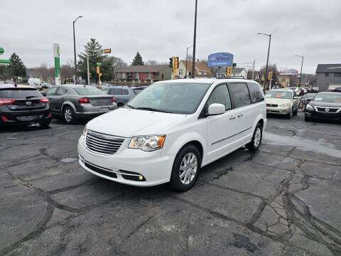 2015 Chrysler Town and Country for sale at MOE MOTORS LLC in South Milwaukee WI