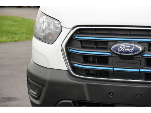 2022 Ford E-Transit
