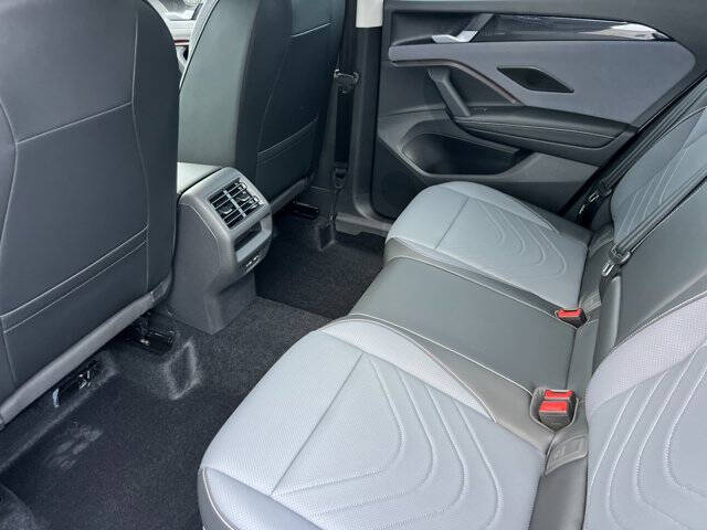 2026 Volkswagen Tiguan SE 4Motion