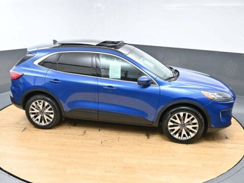 2022 Ford Escape Titanium