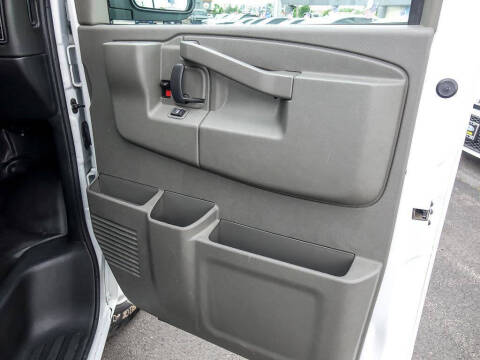 2024 Chevrolet Express 2500