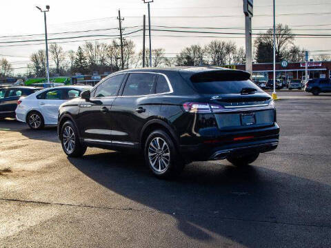 2022 Lincoln Nautilus Reserve