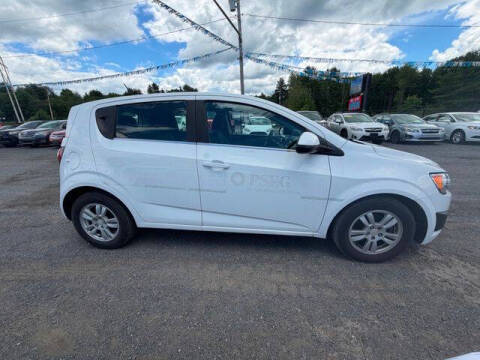 2016 Chevrolet Sonic LT Auto