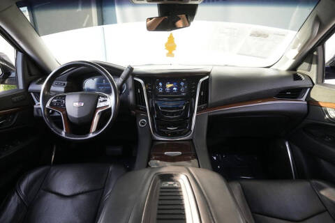 2020 Cadillac Escalade Luxury