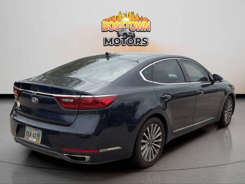2017 Kia Cadenza Premium
