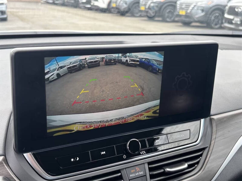 2025 Nissan Altima 2.5 SV