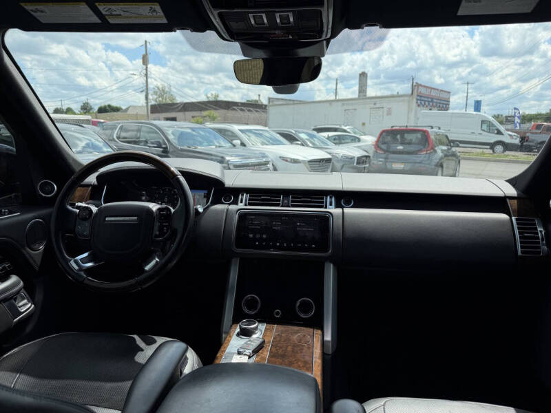 2020 Land Rover Range Rover P525 HSE