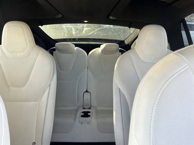 2022 Tesla Model X Plaid