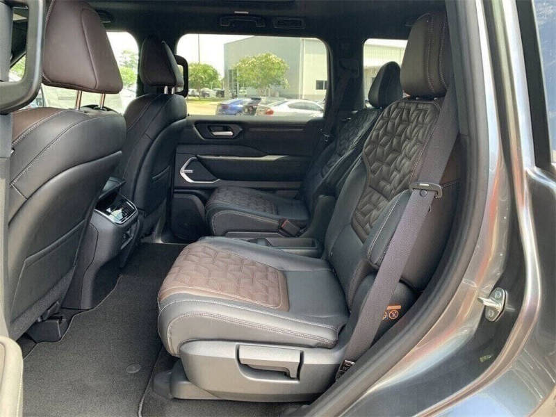 2025 Nissan Armada Platinum Reserve