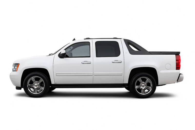 2011 Chevrolet Avalanche LT's photo