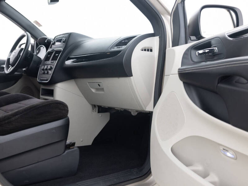 2014 Dodge Grand Caravan SE 30th Anniversary