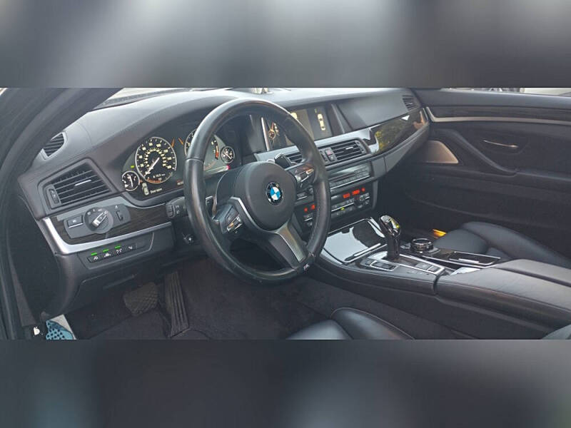 2015 BMW 5 Series 550i