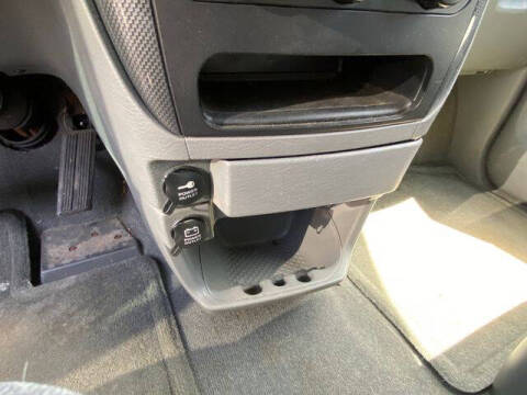 2005 Dodge Grand Caravan SXT