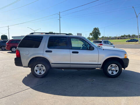 2004 Ford Explorer XLS
