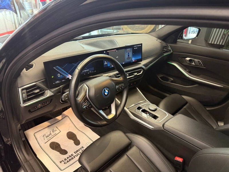 2023 BMW 3 Series 330e xDrive