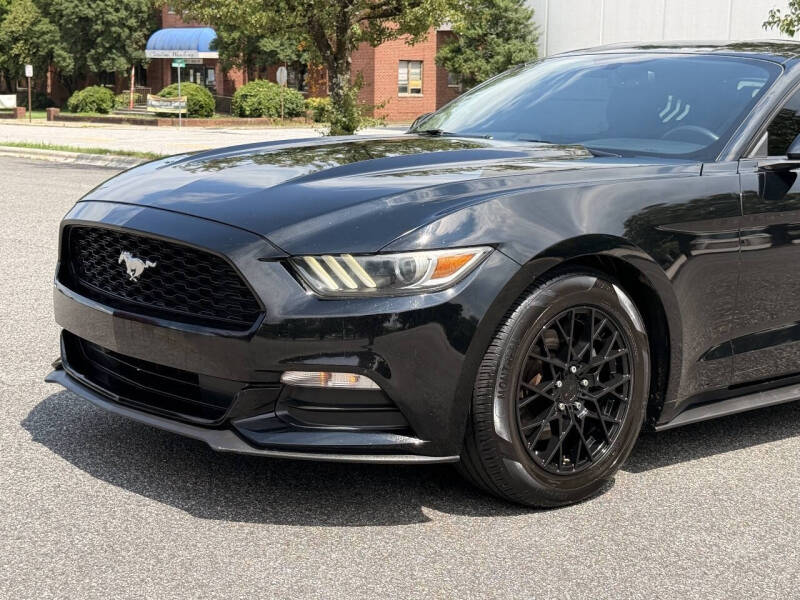 2017 Ford Mustang V6