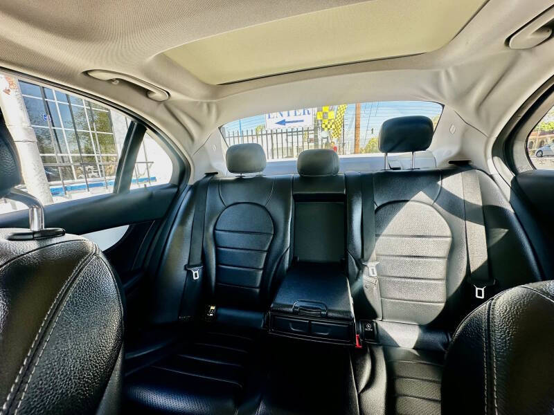 2016 Mercedes-Benz C-Class