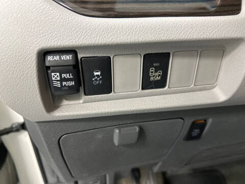 2015 Toyota Sienna XLE 8-Passenger