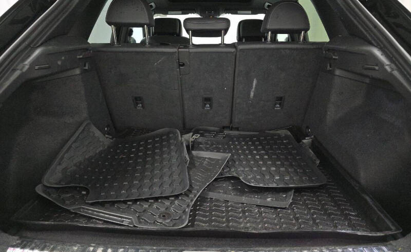 2023 Audi Q3 quattro S line Prem Plus 45 TFSI