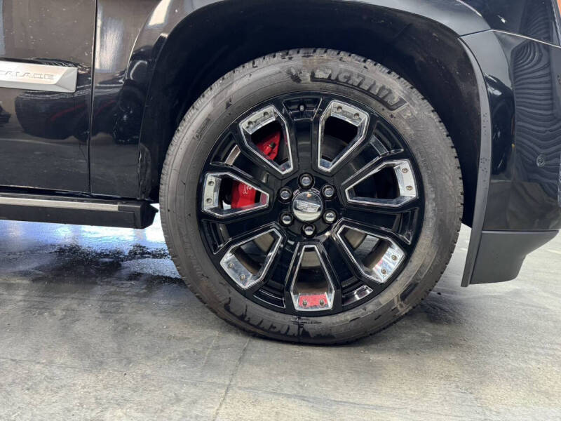 2020 Cadillac Escalade Platinum