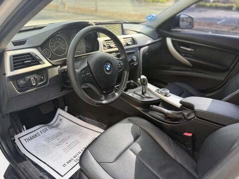 2014 BMW 3 Series 320i