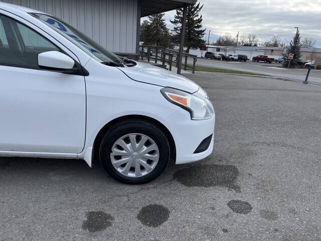 2015 Nissan Versa 1.6 S