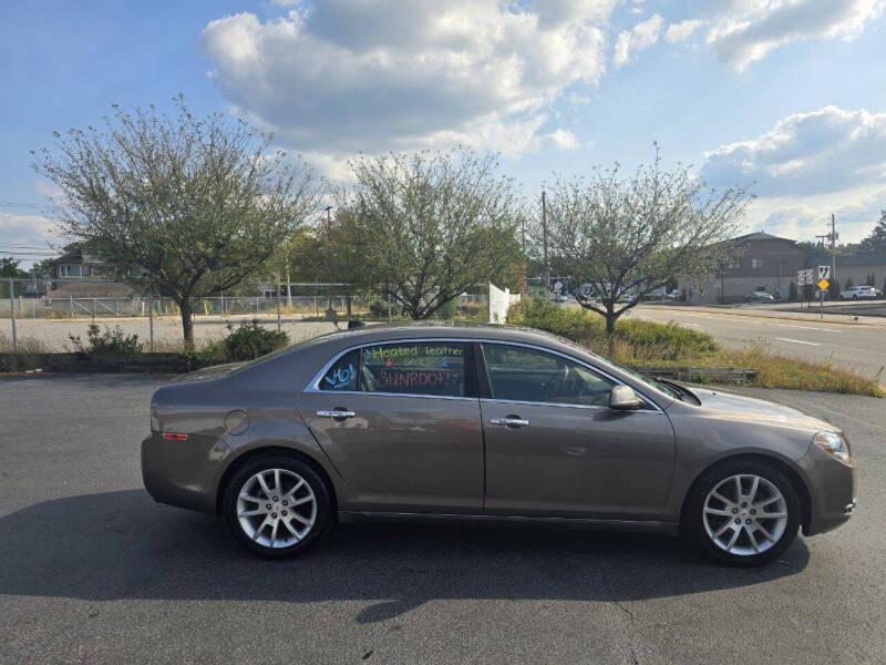 2012 Chevrolet Malibu 2LZ photo 9