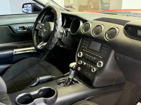 2015 Ford Mustang V6