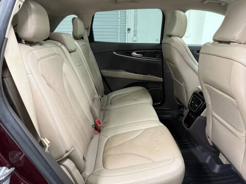 2021 Lincoln Nautilus Reserve