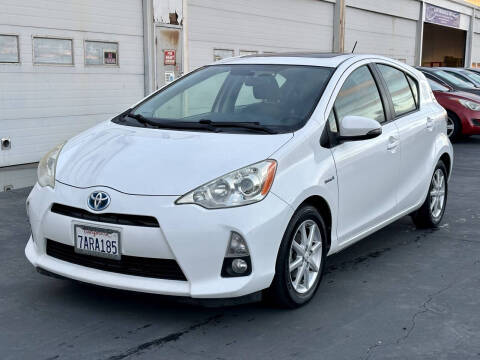 2013 Toyota Prius c Three