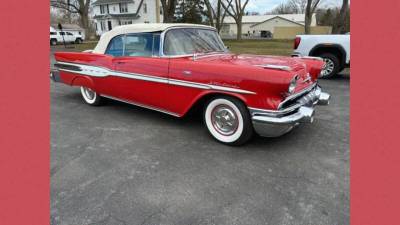 1957 Pontiac Star Chief