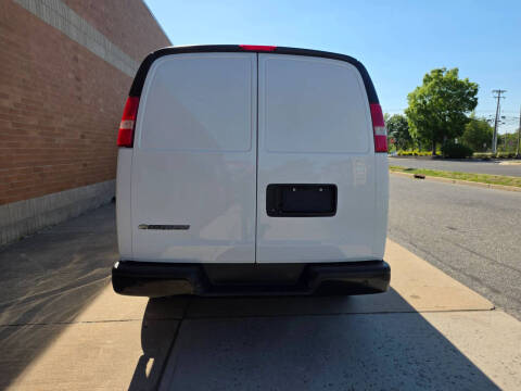 2018 Chevrolet Express 2500