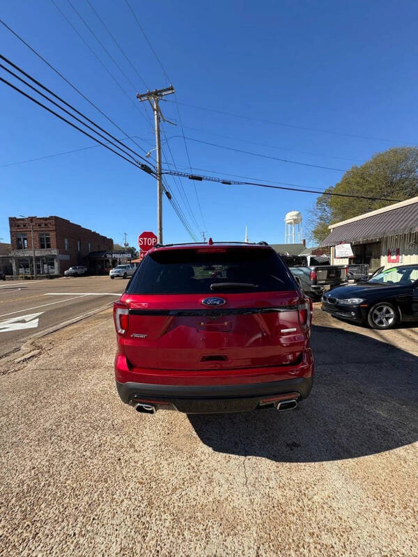 2016 Ford Explorer Sport
