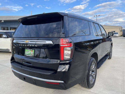 2022 Chevrolet Suburban LT